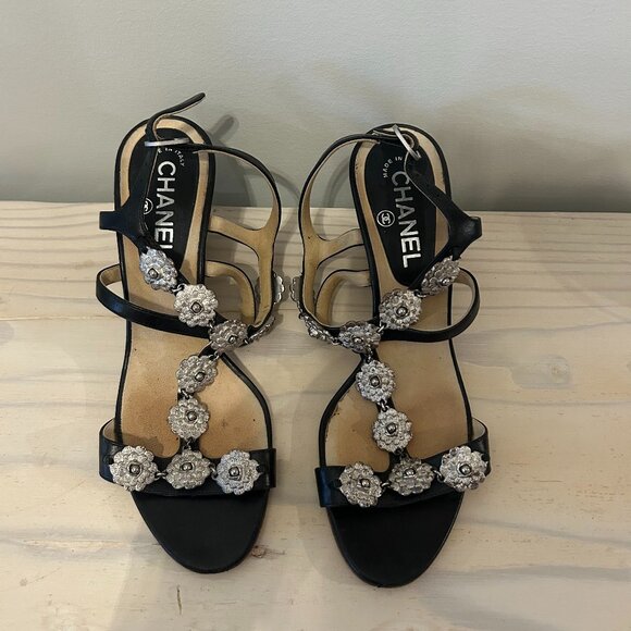 CHANEL black sandals with silver Camellia flower embellishments. - Picture 1 of 9